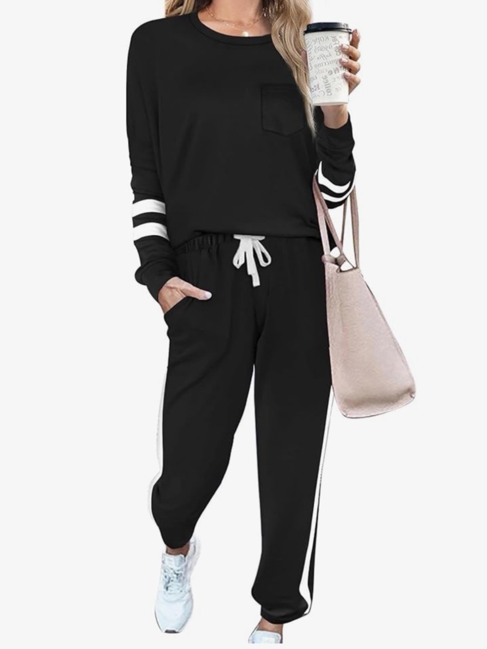 Cute And Sporty Black And White Women's Sweatsuit 👟